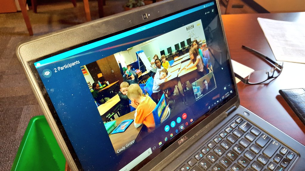 AlmandBonnie's tweet photo. Sharing some amazing books today for World Read-Aloud Day at #keh4life! @Tucker5Smith is a #digileader who reads his books to multiple classes via @SkypeClassroom! #lovetoleadhere #lovetolearn @CobbSchools #WorldReadAloudDay @CynthiaGropp https://t.co/pzfr7iRAqu