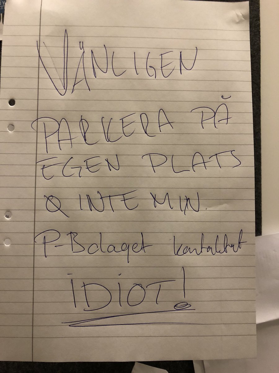 Wahlgren_80's tweet photo. Japp!! Hoppas du får böter din jävel!!! 🤬🤬🤬 #arglapp #förattjagkan #finnsbesöksparkering #idiot https://t.co/Any4RzdMwh