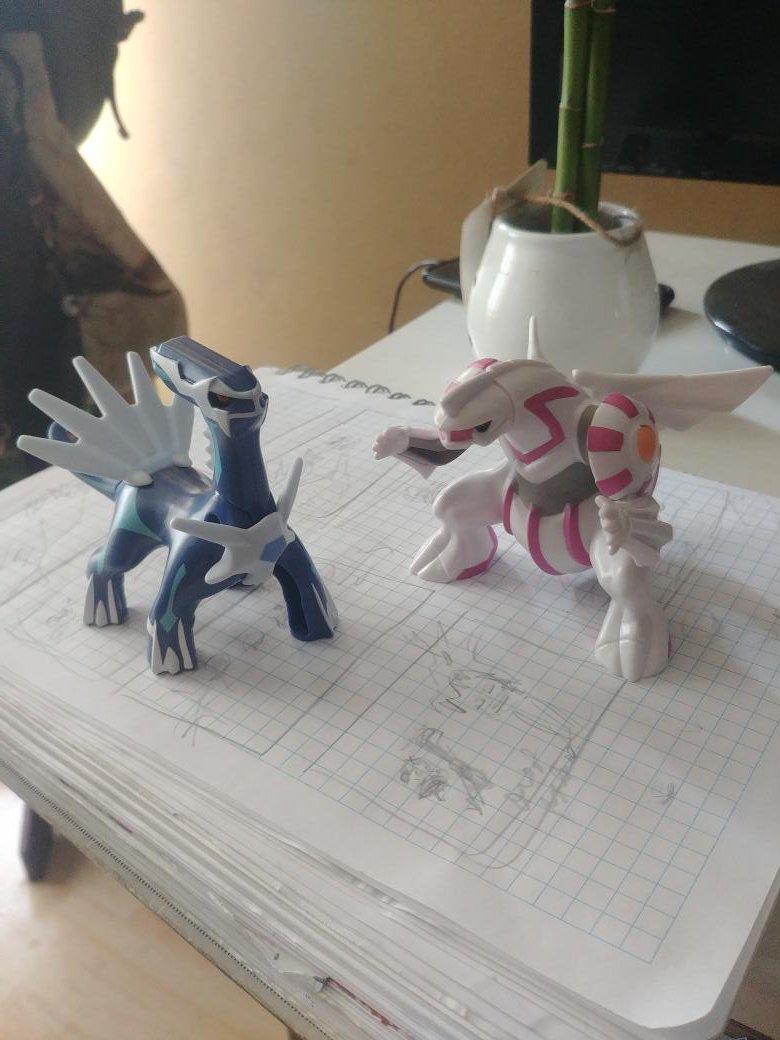 fioriparty's tweet photo. Dialga y Palkia :) #cajitafeliz #wacdonals https://t.co/H6MixQydrG