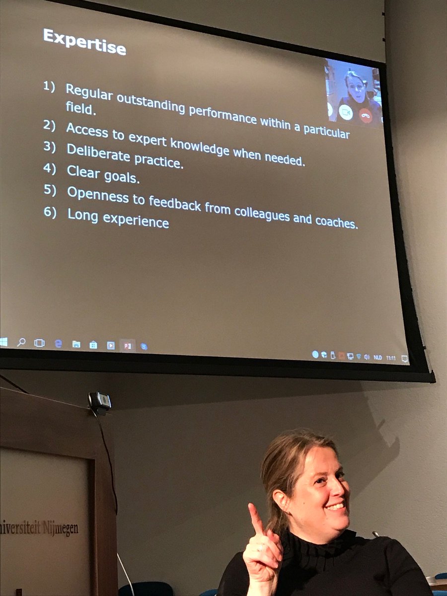 signrr's tweet image. Elisabet Tiselius presenting on the role of experience in sign language interpreting at #SIGNPOP_UP1ntIS @Radboud_Uni #1int #1intSL