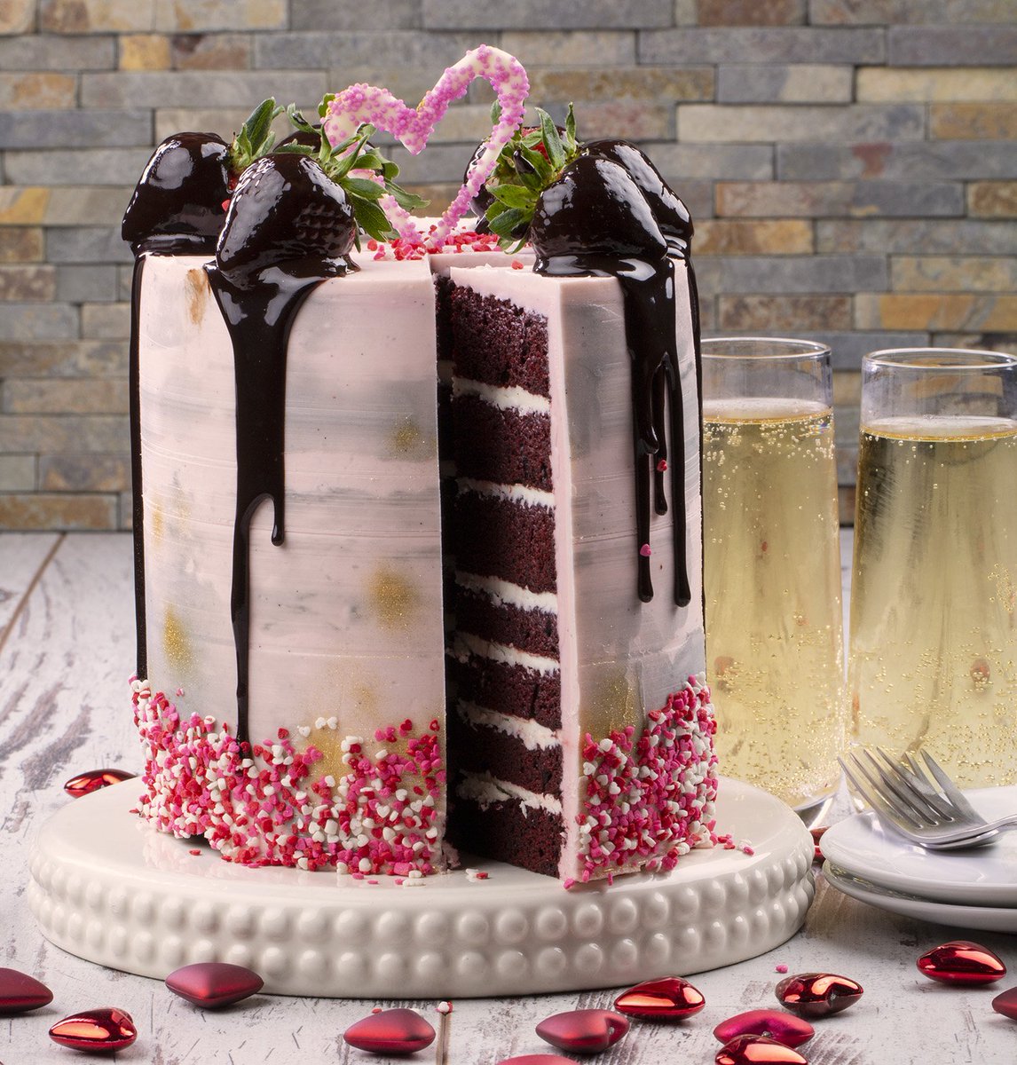 in2food_inc's tweet photo. The season of love is upon us. We love cake...how about you?
#in2food #delicious #cake #drippycake #valentinesday #love #eatcake #heartsprinkles #chocolatecoveredstrawberries #mirrorglaze #redvelvetcake #sweet #dessert #sprinklesareforwinners https://t.co/YeJldvWGcG