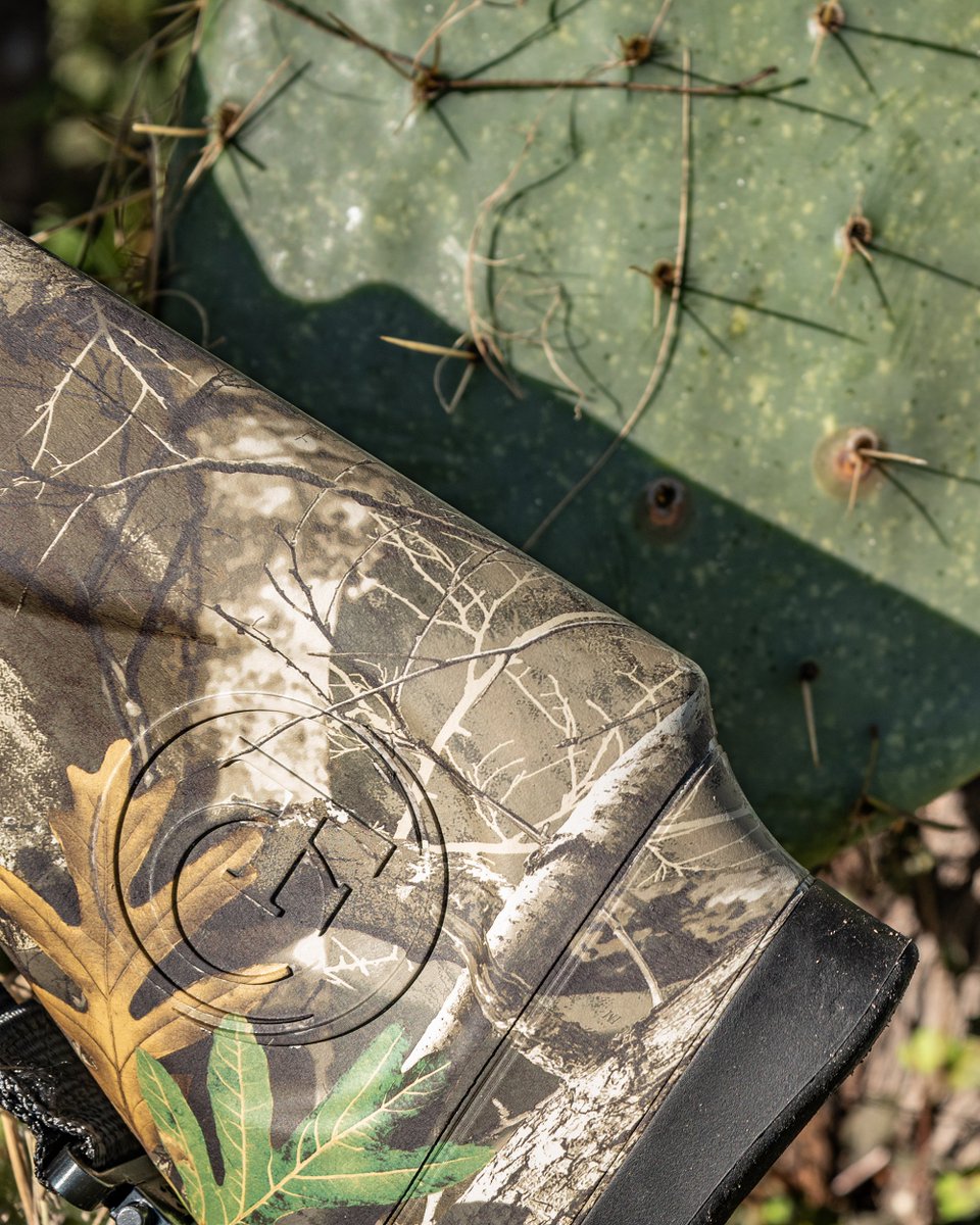 TCArmsCo's tweet photo. Realtree® never looked so good on a muzzleloader! Learn more about the T/C Impact!SB™ here: https://t.co/HXv82B4CQN #TCarms #ImpactSB #realtree #muzzleloader https://t.co/MRU3M9mZgf