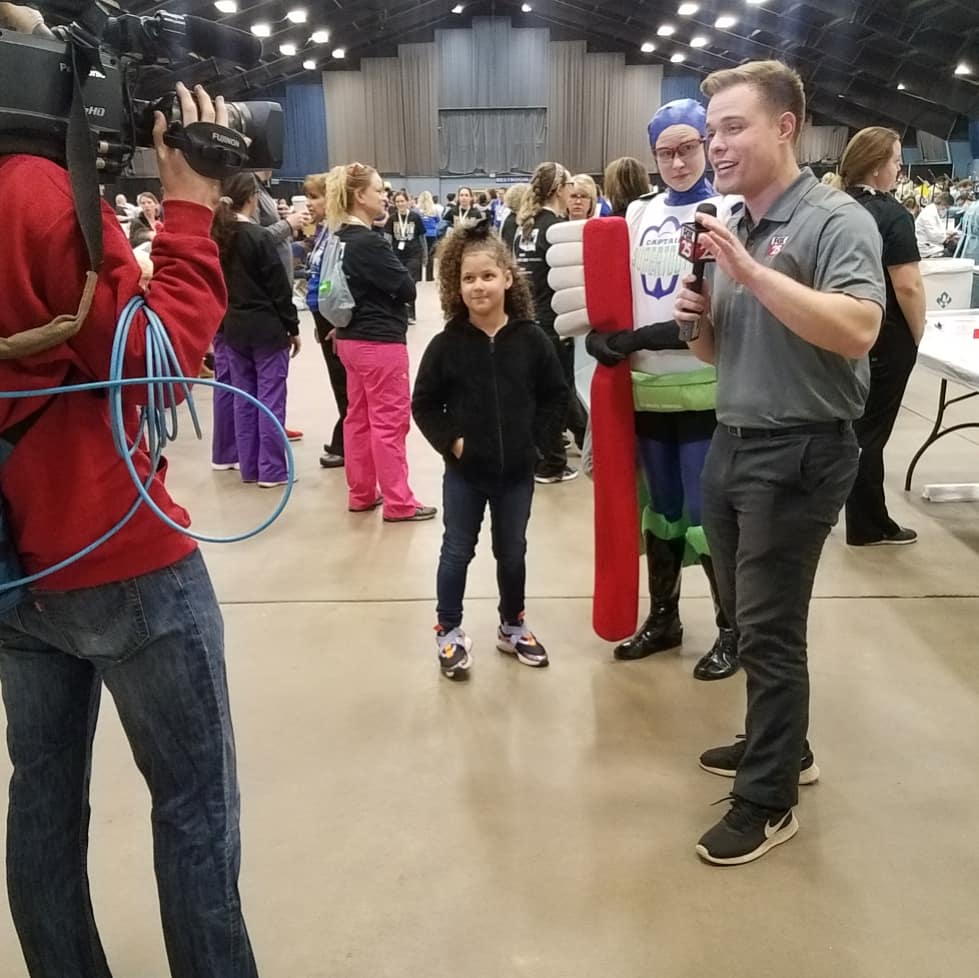 DeltaDentalOK's tweet photo. #CaptainSuperTooth live on @OKCFOX with @WayneStaffordTV #OkMOMOKC https://t.co/LU6HQK3kaB