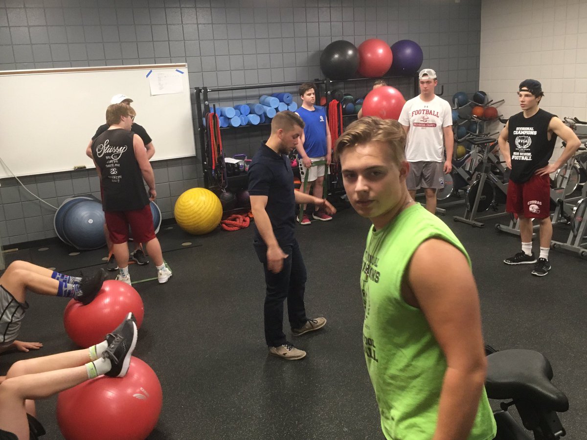 coachmcnab20's tweet photo. Another 7:30 AM TEAM workout for the Cobras. #WeAreCobras https://t.co/B2QT3pzkiU