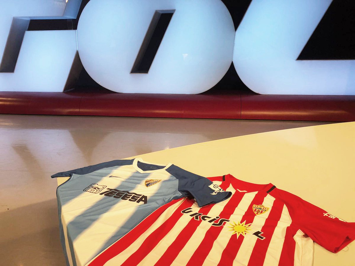 bar_tv's tweet photo. 🎁 REGALO 🎁

👕 ¿Quieres la camiseta del @MalagaCF o de la @U_D_Almeria?

❤ Sigue a @Gol 

🔄 Haz RT

🔝 Dinos cuál quieres junto a #MalagaAlmeriaEnGol

🎖 Dos ganadores

⏰ 21:00 | Sigue el partido en DIRECTO en #GOL 

👀 Para ver el encuentro 👉 https://t.co/mBOYtIPCRQ https://t.co/d0zFOYhUIB