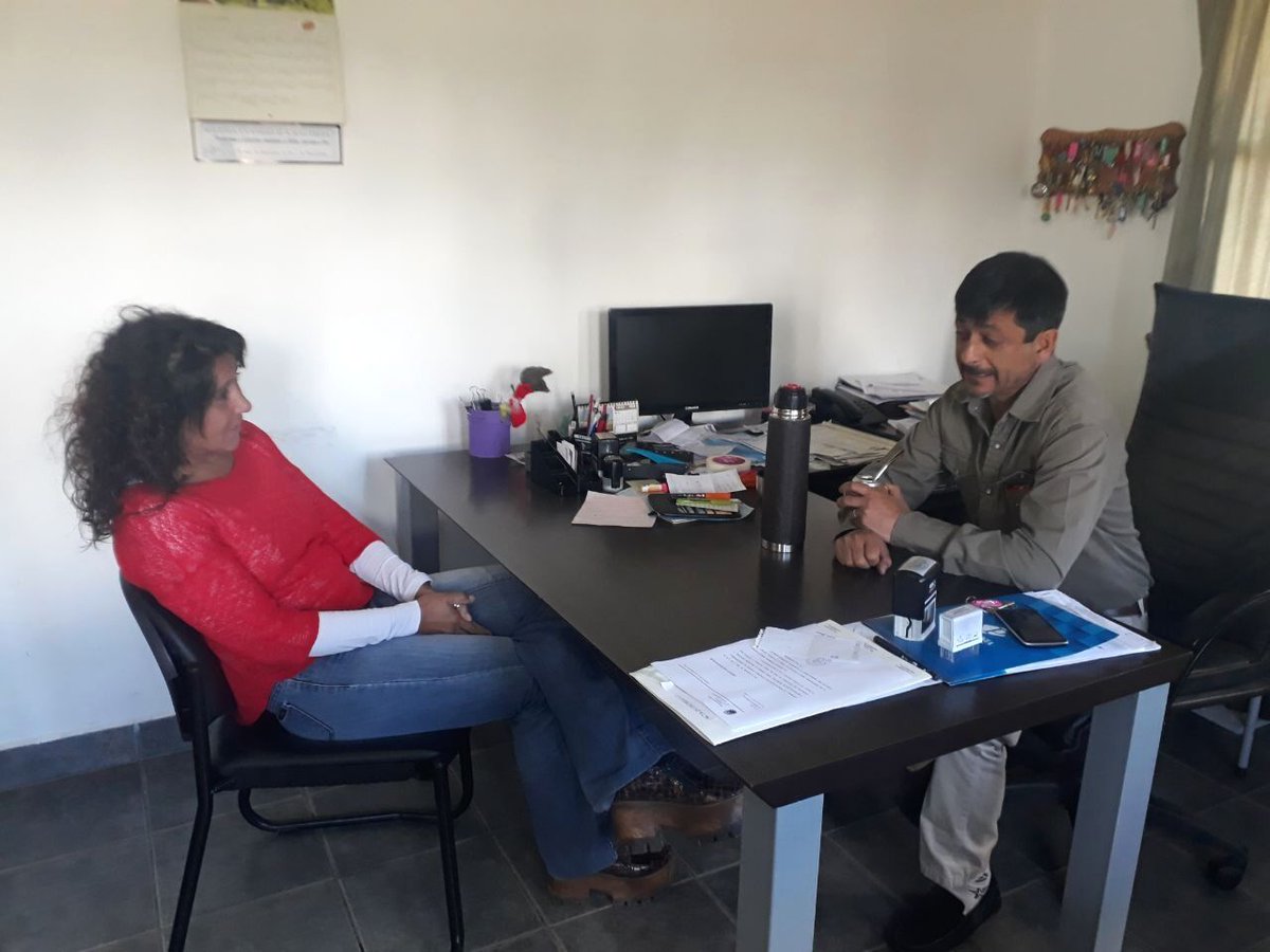 Recorrimos la comarca con el equipo de #JuntosParaChubut, visitando a los intendentes de #Cholila Silvio Boudargham y de #Trevelin Omar Aleuy. Ambas localidades cuentan con el acompañamiento del @gobiernochubut para seguir creciendo. #ChubutGanaSiEstamosTodos https://t.co/h8HqfJ28Rx