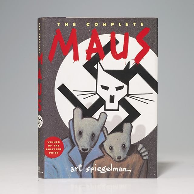 BundlebooksNp's tweet photo. Genre: Sequential Art > Graphic Novels, Sequential Art > Comics, Nonfiction, History, Biography⠀
Goodreads Rating: 4.55⠀
.⠀
Combined for the first time here are Maus I: A Survivor's Tale and Maus II - the complete story of Vladek Spiegelman and his w… https://t.co/3qDUf9fgqg https://t.co/YhlEg0i0Jr