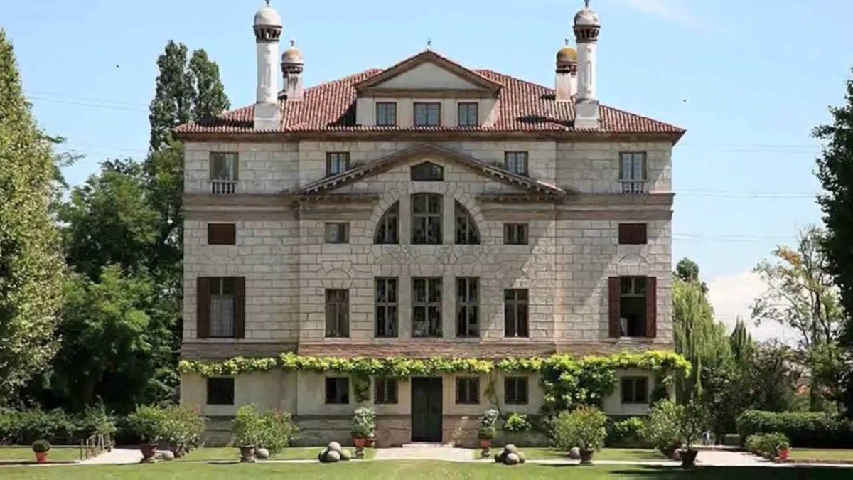 ItalyMBD's tweet image. #Architecture Andrea Palladio famous 16th C architect in #Italy #Venice region. He built many great buildings, houses, villas,  palaces, still wonderful today. #history #culture