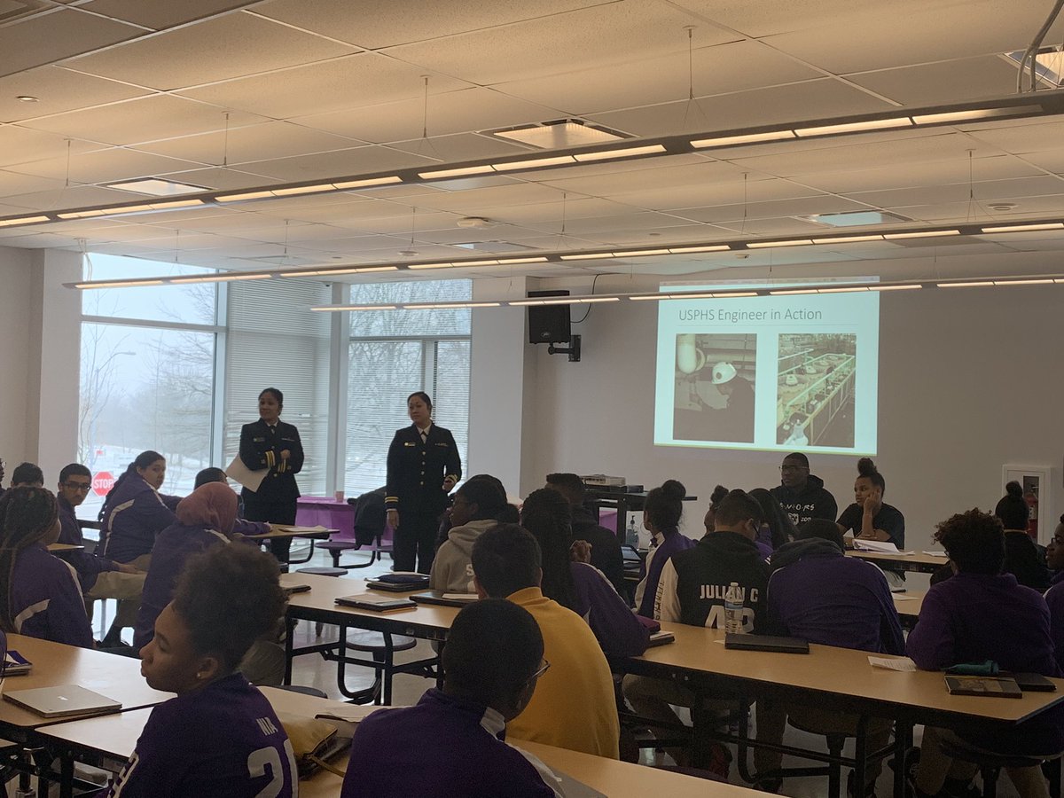 CMIT Peer Leaders tweet media