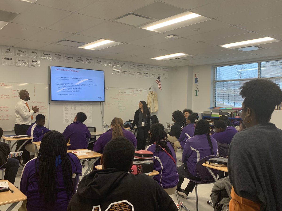 CMIT Peer Leaders tweet media