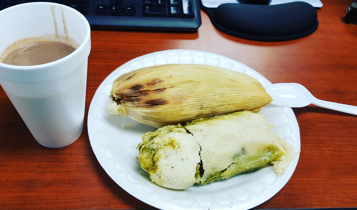 Champurrado Y Tamales