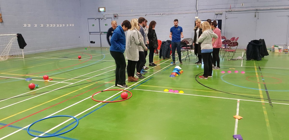 Halton_SG's tweet photo. Some fun and games to finish off the week on the @YouthSportTrust Inclusive PE course! Huge thanks to Jon from @ClareMountSSC for delivering! #inclusion #PEforeveryone https://t.co/UMD4Ol5opn