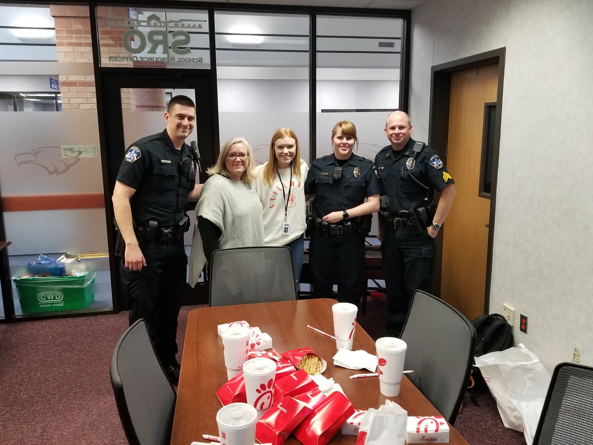 Officer Weisinger tweet media