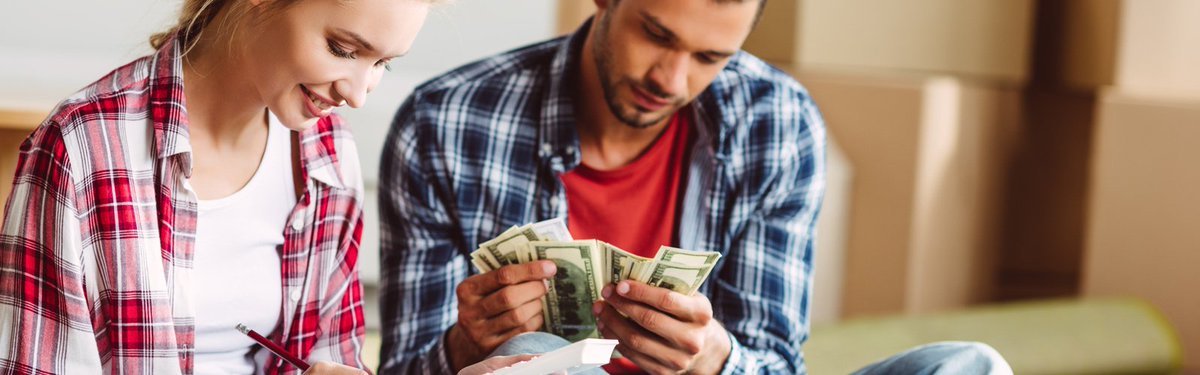 School_apply's tweet photo. Don’t let a limited budget stop you from studying abroad! Find out some handy tips on how to easily earn and save money while living this adventure! 💸https://t.co/Yx5qPbT5OU #studyabroad #schoolapply #tips #tricks #money #save #earn https://t.co/E1lzBETsgD