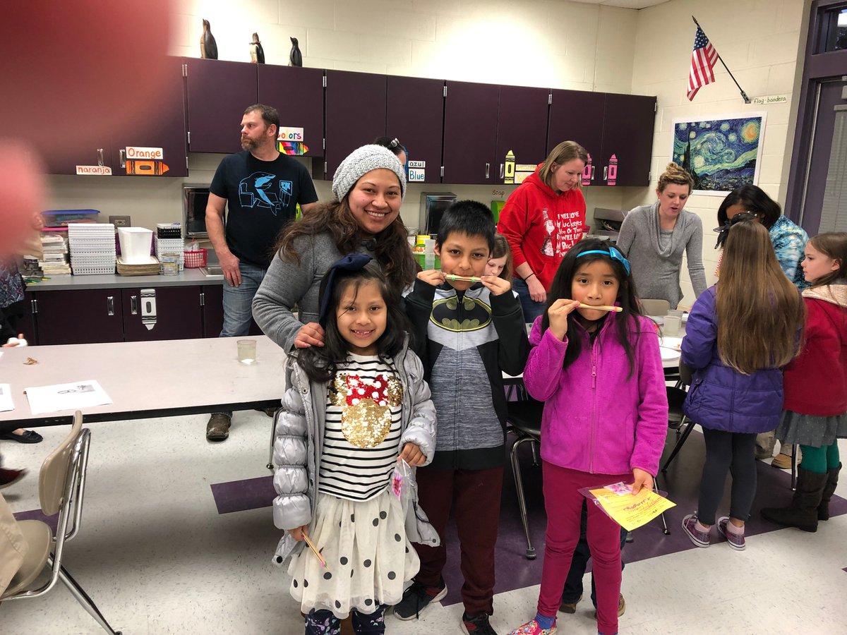 bears_rd's tweet photo. Students and families having fun with science during our Science Family Fun night on January 31, 2019 https://t.co/B3fhbXefln