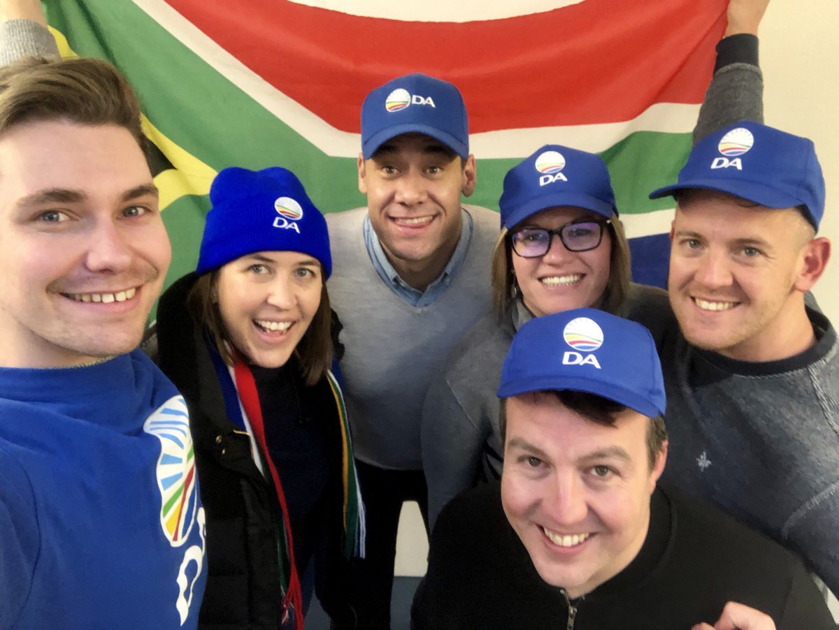 liberalinternat's tweet photo. Itโs a @Our_DA & @DA_Abroad โtake overโ at #Liberal International today as LI supports our #SouthAfrican member party with voter registration in #London ๐ฟ๐ฆ๐ฌ๐ง
#LiberalsUnited #VoteHome #RegisterToVote #StrengtheningLiberalism https://t.co/kHIao6zlPS