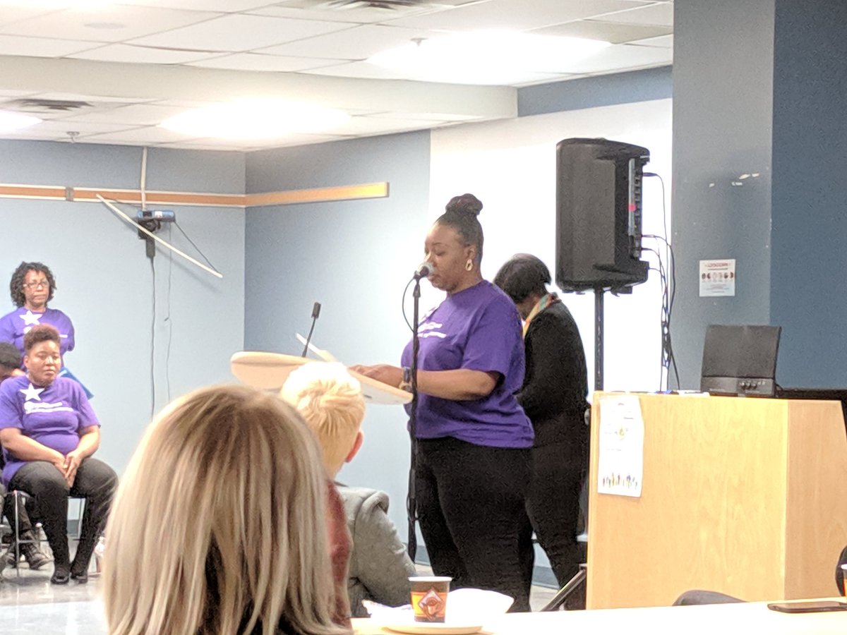 Félicitations aux apprenantes du programme d'aide éducatrice de la petite enfance du <a href="/EALeCarrefour/">Le Carrefour</a> qui se préparent à intégrer le programme de praticienne du développement de l'enfant dès lundi @CEPEOJPD #AEPE #collabCEPEO