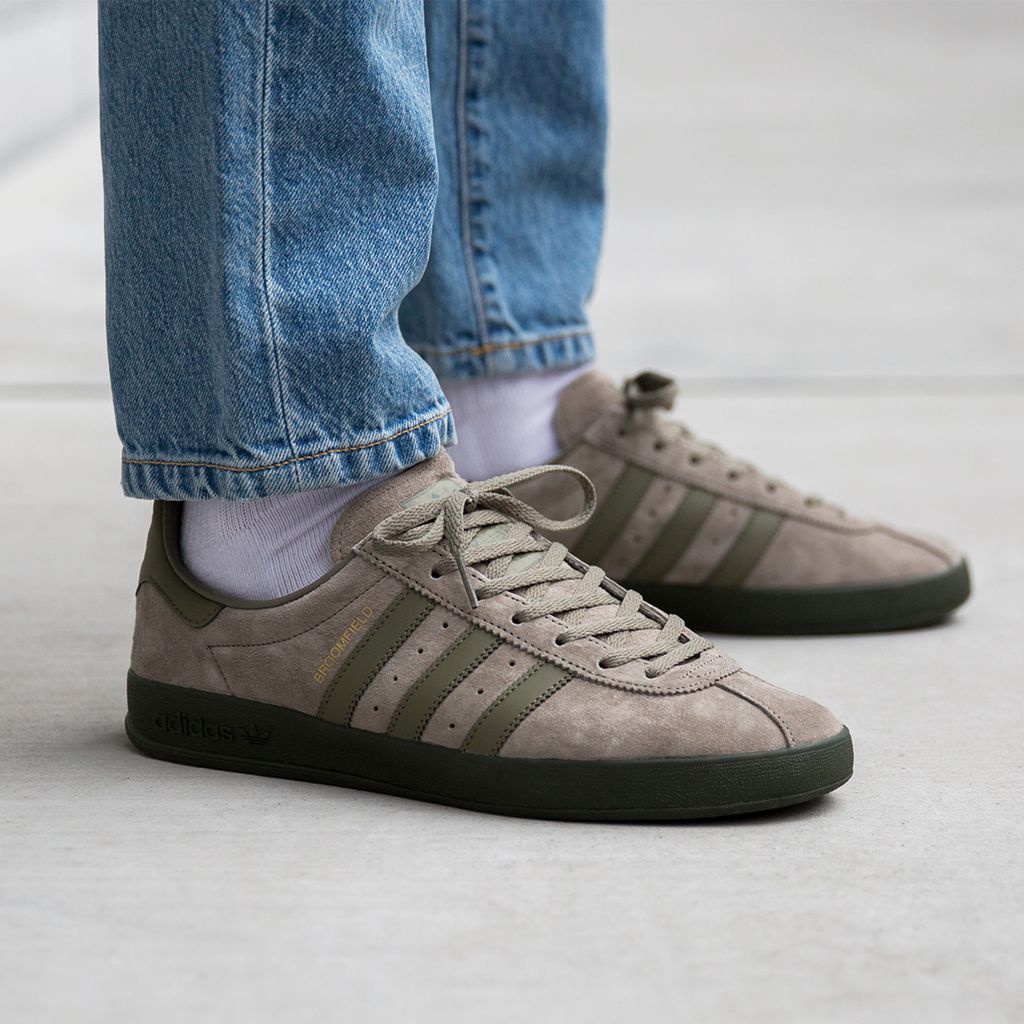 cuenta protestante compañero Titolo on Twitter: "Adidas Broomfield in "Tracar/Raw Khaki" available  online ➡️ https://t.co/BEMi3RjnHZ UK 6.5 (40) - UK 10.5 (45 1/3) style code  🔎 BD7611 #adidas #broomfield #adidasbroomfield #adidasoriginals  https://t.co/0QIhOfQ4cb" / Twitter