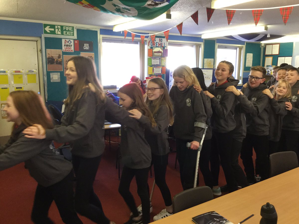 MT_Primary5's tweet photo. A big thank you to the PTA for funding our Leavers' Hoodies which arrived today, and Mrs Yates for all her work behind the scenes. #lookinggood #extrawarmth #P7cancandoit βΊοΈ https://t.co/eIdJeJ4QC2