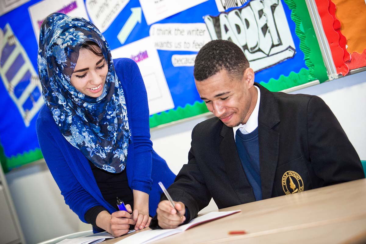 livunicareers's tweet photo. Part-time #science tutor opportunities with @TheTutorTrust - deadline for applications 5 Feb. Earn from £12-£21 per hour supporting pupils in local schools: https://t.co/WKlsfZoSyP #STEM @LivUniWiSE @LivUniLifeSci @livuniphyssci #livunicareers #tutortrust https://t.co/oUpv1e1IsP