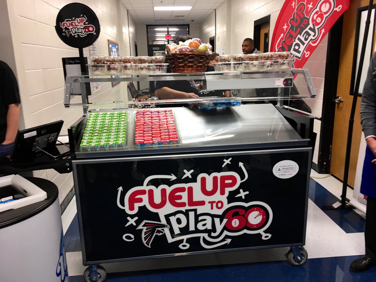 FUTP60's tweet photo. Fueling Greatness just got easier for 53 schools in Georgia with brand new grab-n-go carts. Thank you to all our partners for their commitment to our youth. #Legacy53 @dairy_alliance @GENYOUthNow ๐ฅ๐๐๐๐ผ https://t.co/UuhsodjA1v