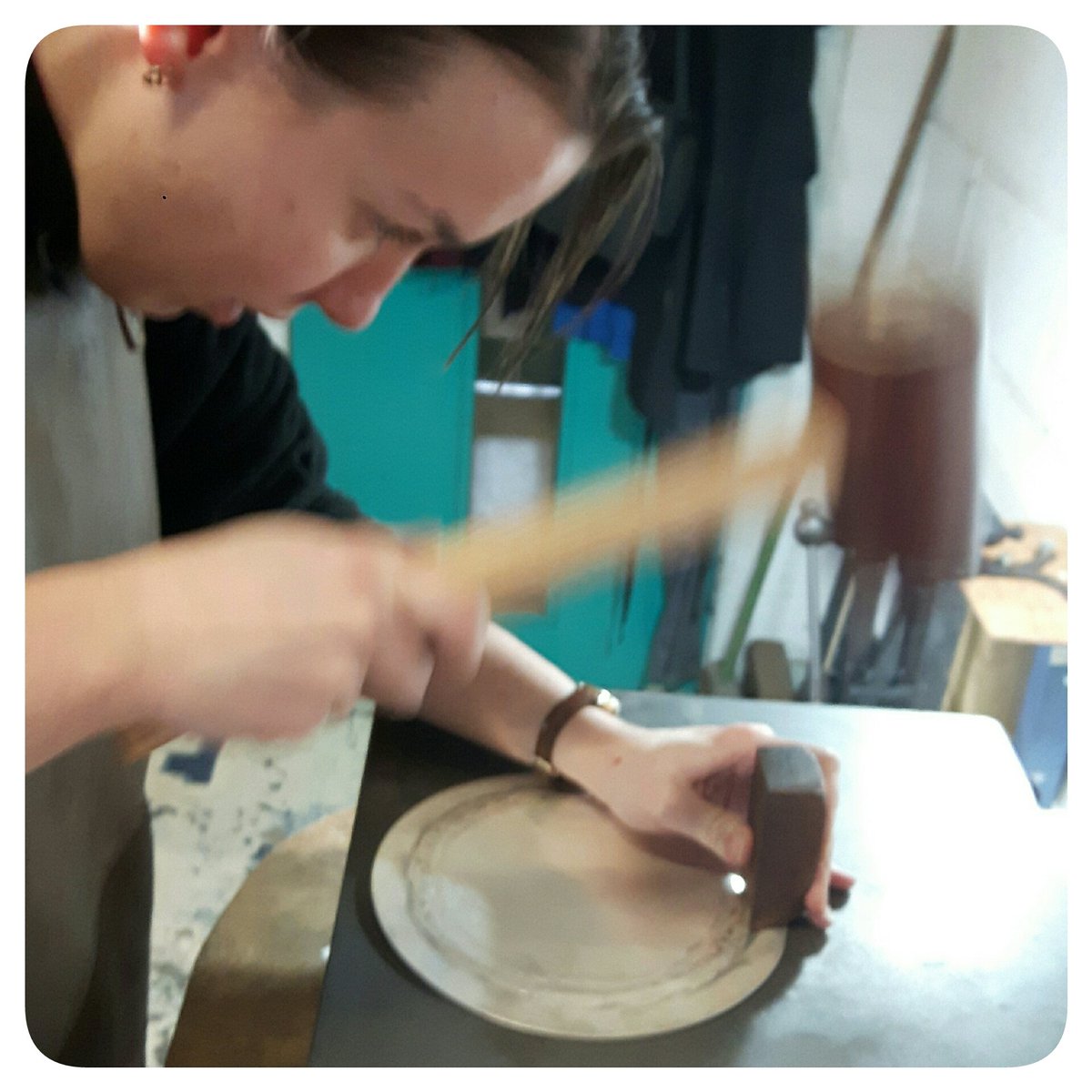 CTSilversmith's tweet photo. A few highlights from my week in North Wales learning how to sink a tray & flat hammer with Ray Walton as part of the @CBsilversmiths Skills Training Programme, generously supported by @GsmithsCentre
#newyearnewskills #traysinking #flathammering #masterclass #lifeofasilversmith https://t.co/osPJ0dqEaX