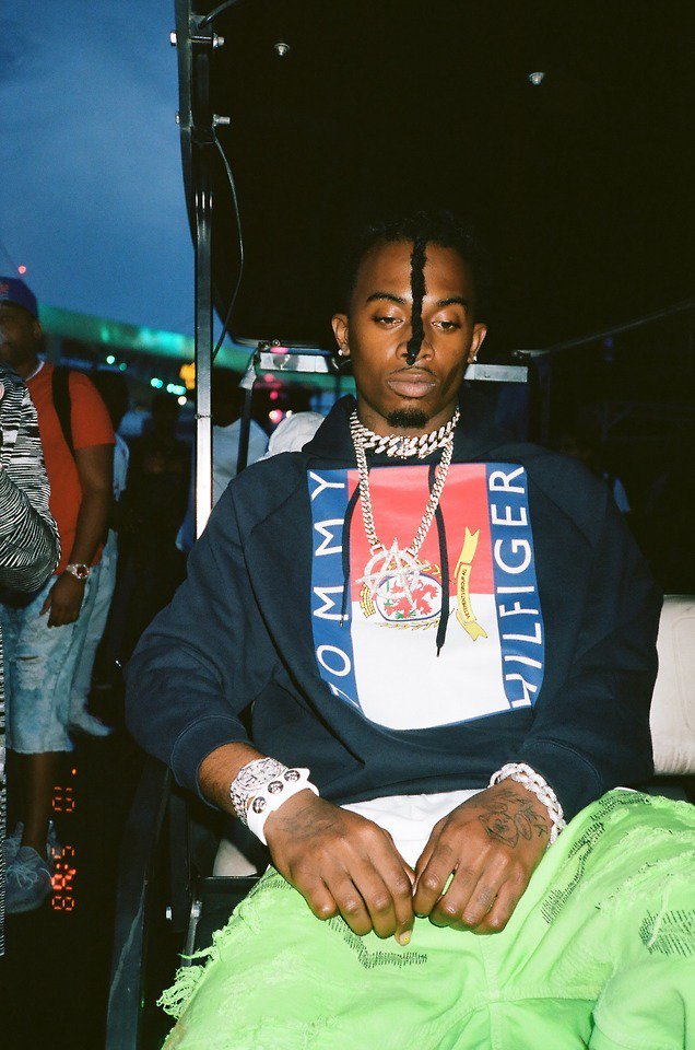 auwear's tweet photo. Rolling Loud 2018 - RIP X https://t.co/mBaDjVzeBe