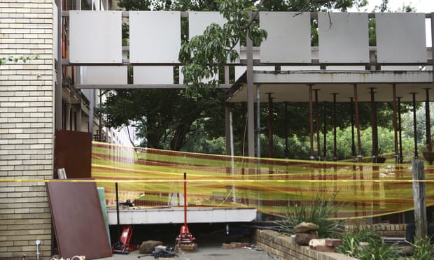 eishrsa's tweet photo. At least three students are dead after a walkway collapsed at a school outside Johannesburg, a South African official said on Friday, and 23 were injured https://t.co/o27edgldU1