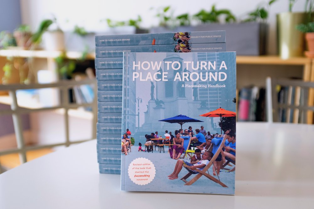 Why have we released a new edition of the book that began the #placemaking movement? Read more about practical new tools like the Power of 10, vibrant color photos, and diagrams that guide readers through community engagement and place management: pps.org/article/how-to…