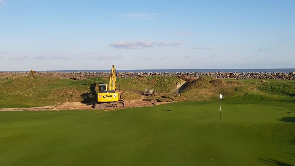 Delighted to be back <a href="/ArklowGolfLinks/">Arklow Golf Links</a> , crew making great progress, construction of tees, paths, green surrounds and bunkers #turfimprovements #DARGolfConstruction #Links <a href="/JoHnYbOy9911/">𝕁𝕒𝕟𝕚𝕤 𝔹𝕠𝕣𝕠𝕕𝕚𝕟𝕠𝕧𝕤</a>