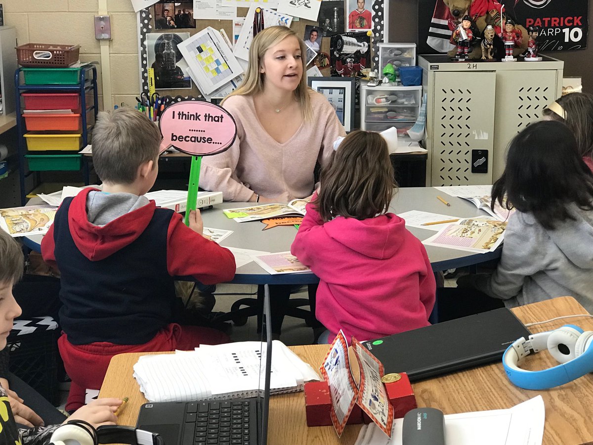 kinderland33's tweet photo. #sd113a @Lemont_HS LHS Senior (and MY former Kindergarten student!) leading a guided reading discussion using accountable talk norms! Way to go, Maddy! https://t.co/kaRTR8rd12