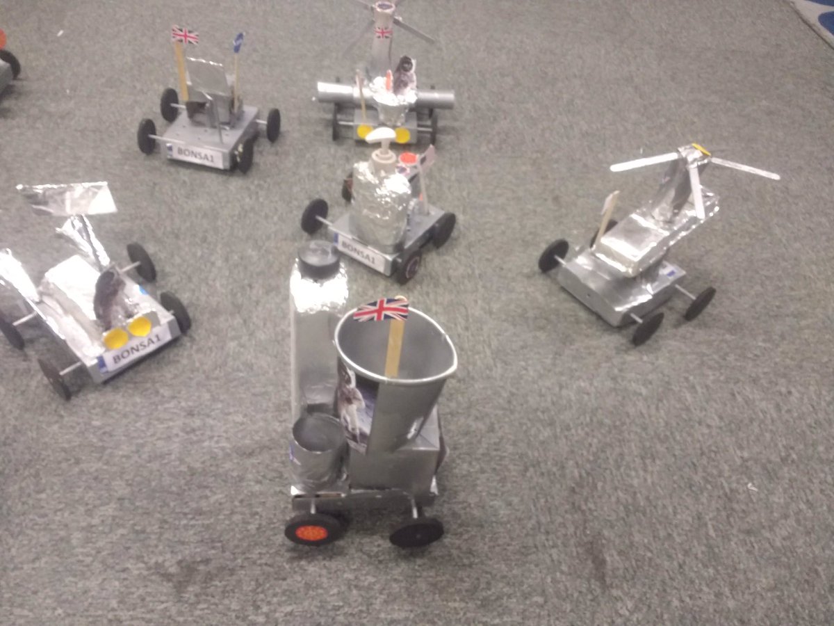 MrsWilson_DT's tweet photo. Check out our very skilled year 2’s moon buggies!!! #mechanisms #wheelsandaxles #beecroftDT https://t.co/cAUOqaLCXl