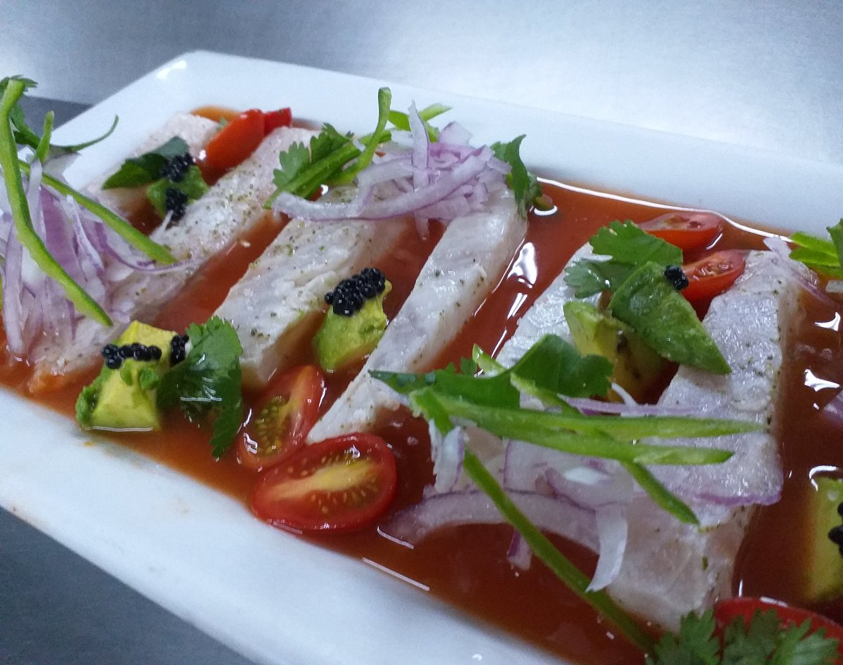 Robalo a la guerrerense <a href="/CCastellanoSate/">Castellano Satélite</a>