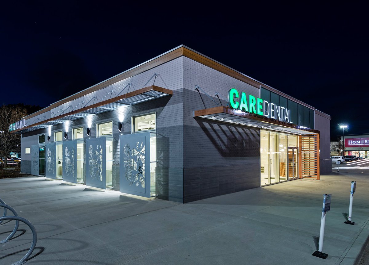 NIGHT SHOT | Have you had a chance to view Care Dental at night? We have to say it has quite the glow about it... #BecauseGoodDesignIsGoodBusiness #commercialinteriordesign #dental #caredental #night #glow #feature #office #design #exterior #kelowna #ylw #okanagan