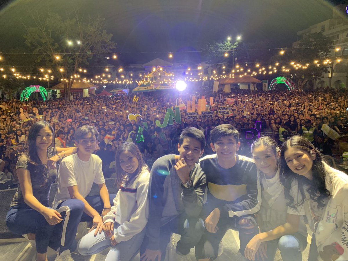 liereposposaOF2's tweet photo. Salamat Laoag sa mainit na pagtanggap sa amin mahal na mahal namin kayong lahat 😘😘😘 https://t.co/3zd2IhhpQR