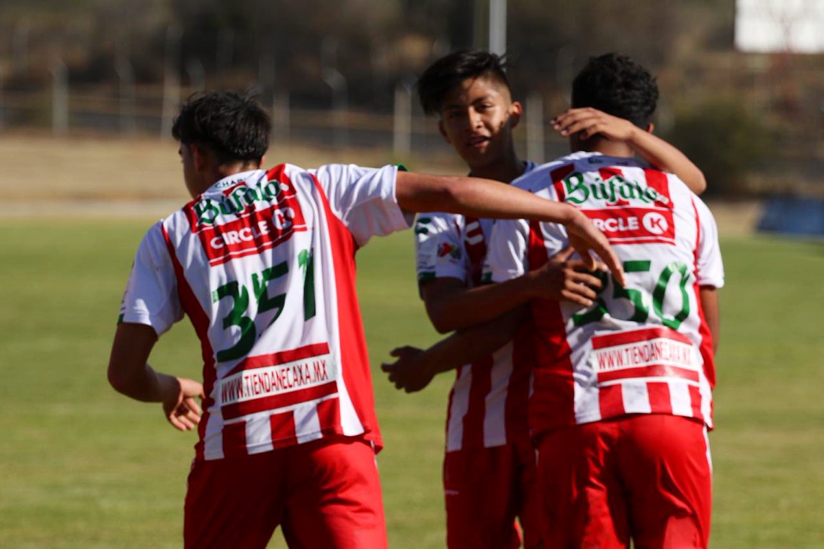 ClubNecaxaFB's tweet photo. #Sub17LIGAMX | #PUEvsNEC | 0-2 | 
Concluyó el encuentro en Los Olivos. ¡Nos llevamos los tres puntos!

#FuerzaRayos ⚡️ https://t.co/gws6NzVB4m