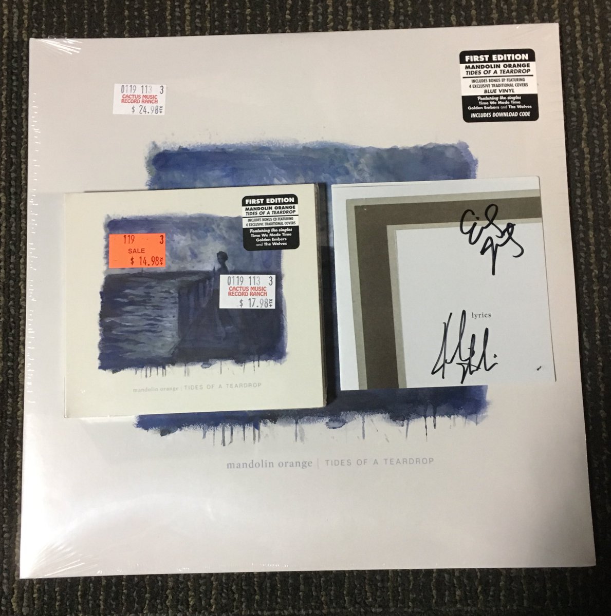 cactus_music's tweet image. #NewMusicFriday 2/1/19: @aauthorsmusic @LeButcherettes @bandBeirut @PhilCollinsFeed @elenatonra aka Ex:Re @girlpool @Emilykingmusic @Mandolin_Orange (free autographed lyric bk) @Metallica @TheMothTheFlame @ninanesbitt #LindaRonstadt #RustinMan @thespecials @whiteliesmusic &amp;amp; more!