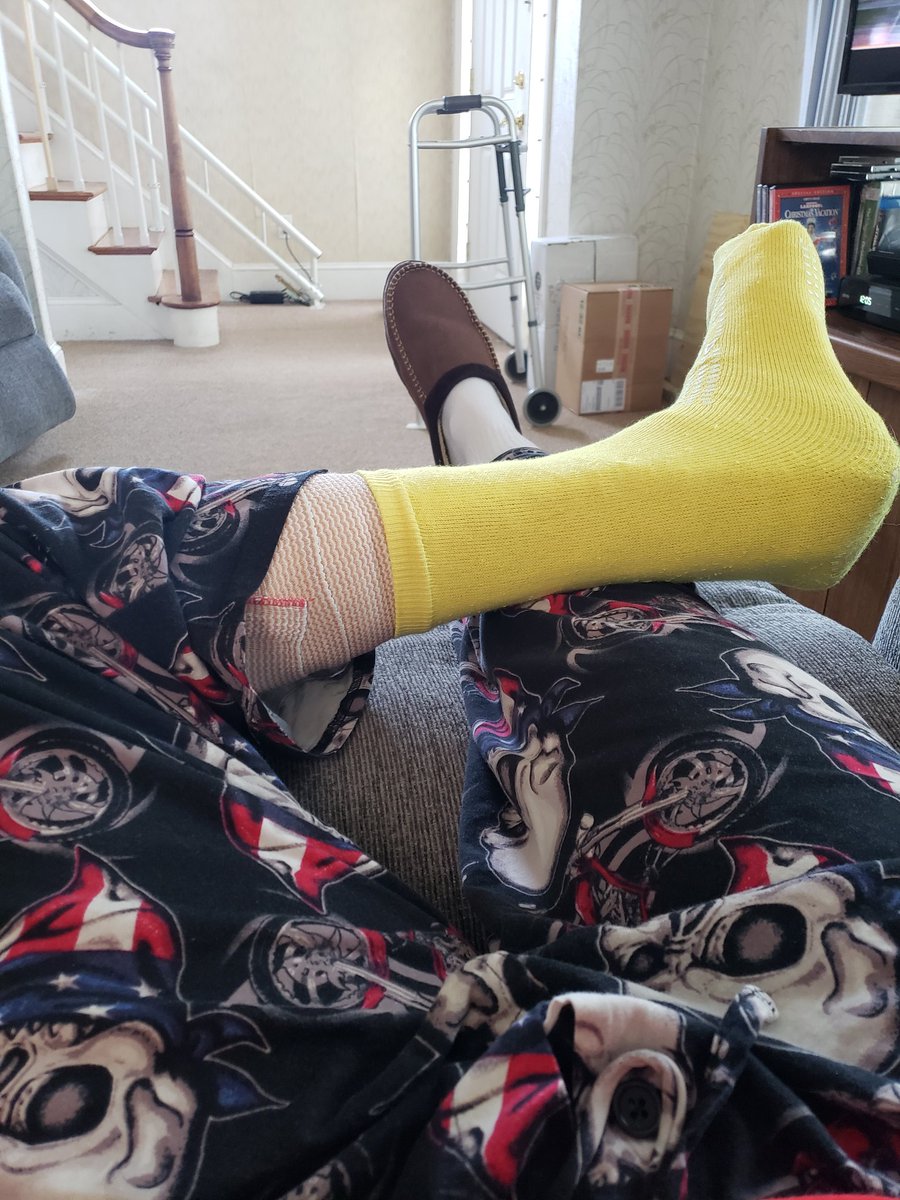 Corkyshomebiz's tweet image. Friday #Boredflow