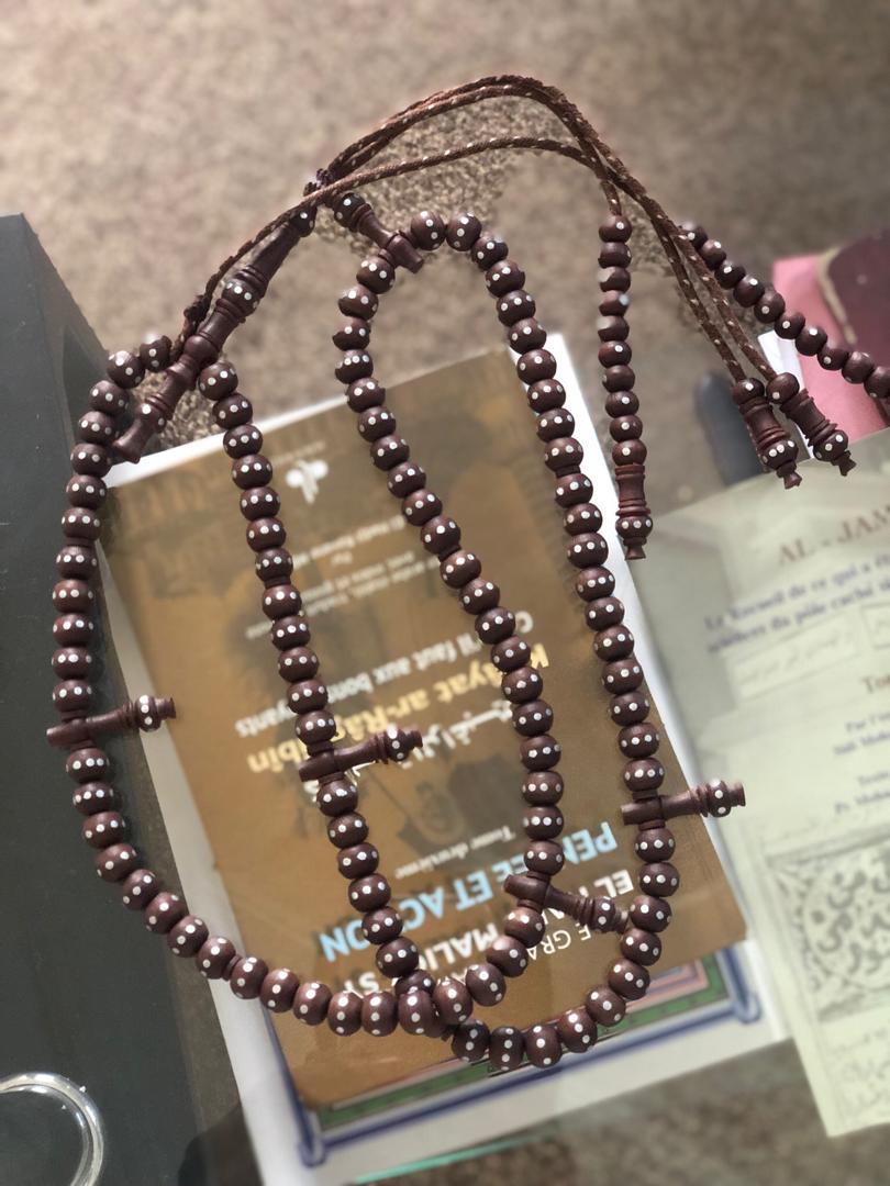 BoutiqueTidiane's tweet photo. ✅Kourouss You rafettt📿

📿Bakhline, dialabane📿, mardiane, oeil de tigre, farouz📿...

📞 773850440

Numero disponible aussi sur whatsApp 

🛵possibilité de Livraison  partout au  Senegal 🇸🇳 , en France , Italie , USA , Maroc , Mali... 

#kourouss
#chapelet
#Tasbih
#zikre https://t.co/nyVKKY5Ov4