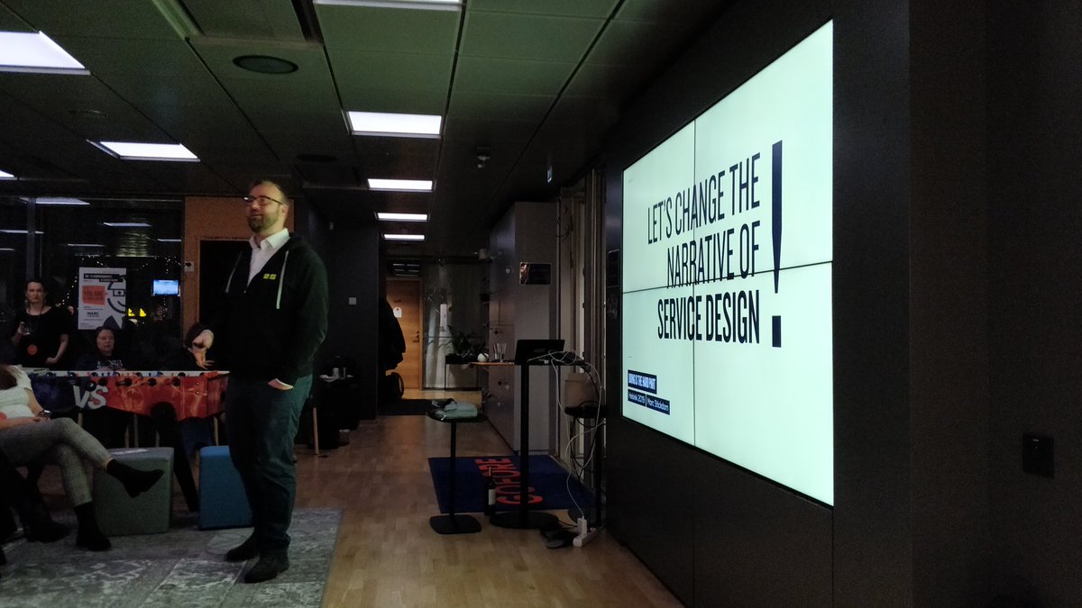 pieni_dan's tweet photo. We should change the narrative of #servicedesign from output to #outcome said @MrStickdorn at @SDN_Finland #StickinHel 🙏👌 https://t.co/MRdl49iY14