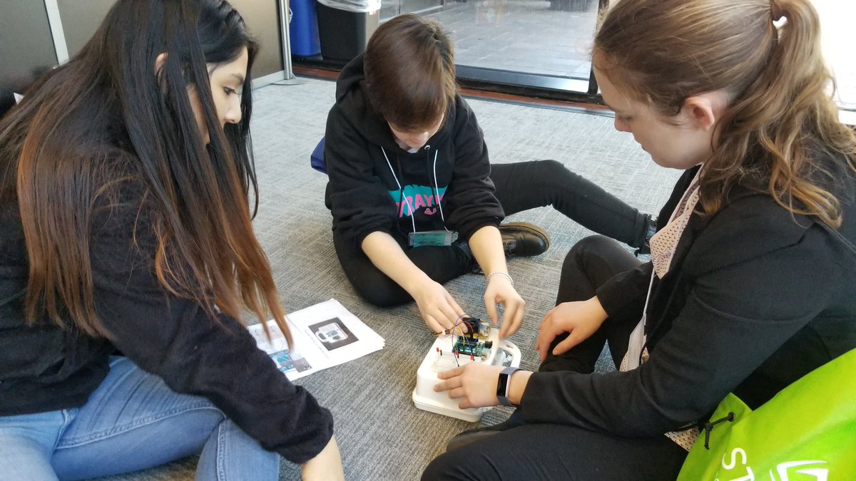 After the delicious lunch which they provided, we went to our next session, IMAGINE <a href="/STEMinthePark/">Norma</a>
Students interacted with, and learned from industry professionals from <a href="/SkanskaUSA/">Skanska USA</a>, <a href="/EPA/">U.S. EPA</a>, @Cree and <a href="/SASsoftware/">SAS Software</a>.
Thank you
#RTPSTEMFEST <a href="/WCPassonno/">bill passonno</a> @SRMHSPrincipal @STC_WCPSS