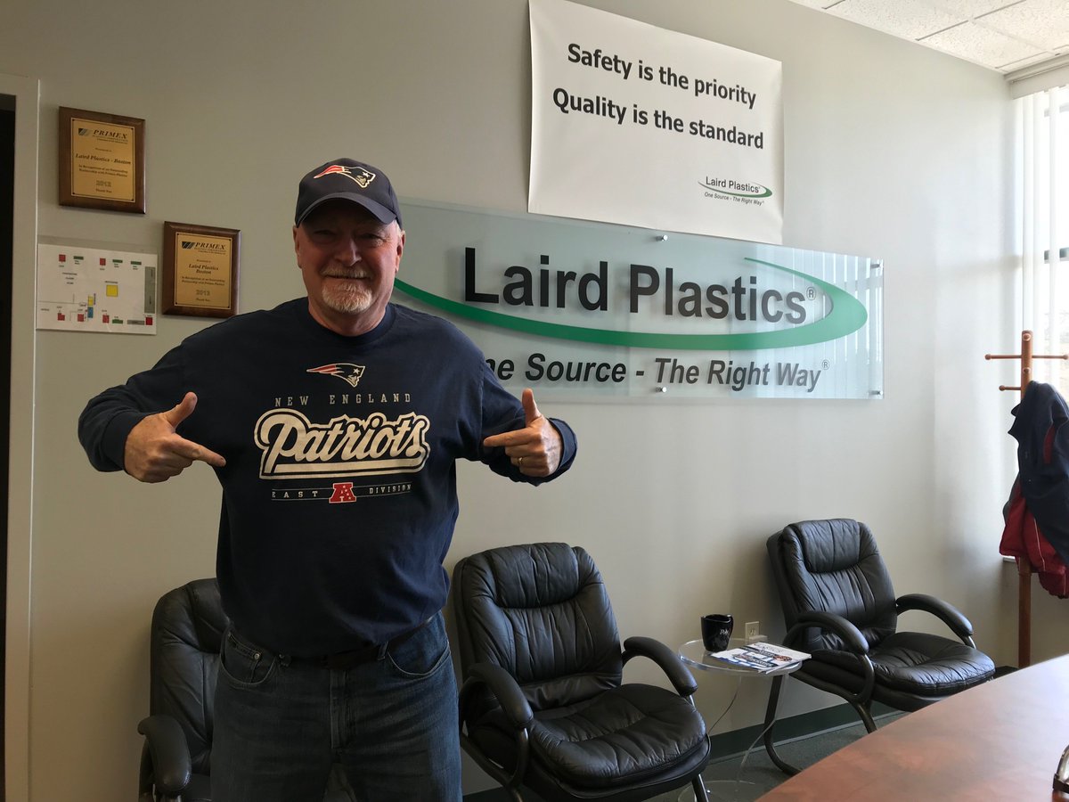 LairdBoston's tweet image. Amid all the cold, we are still cheering on our @Patriots!!! Nothing gets us pumped more than cheering on our team at the Super Bowl and selling plastic!!!