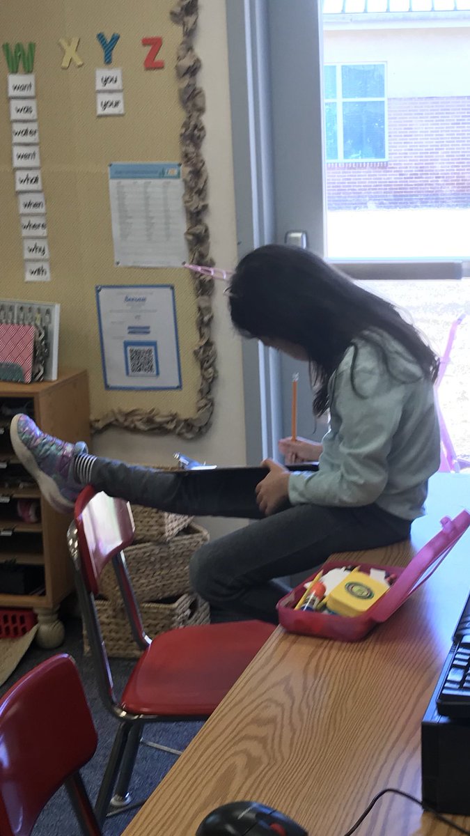 Sometimes you just gotta ❤️ flexible seating @WeatherstoneES #weareflexible