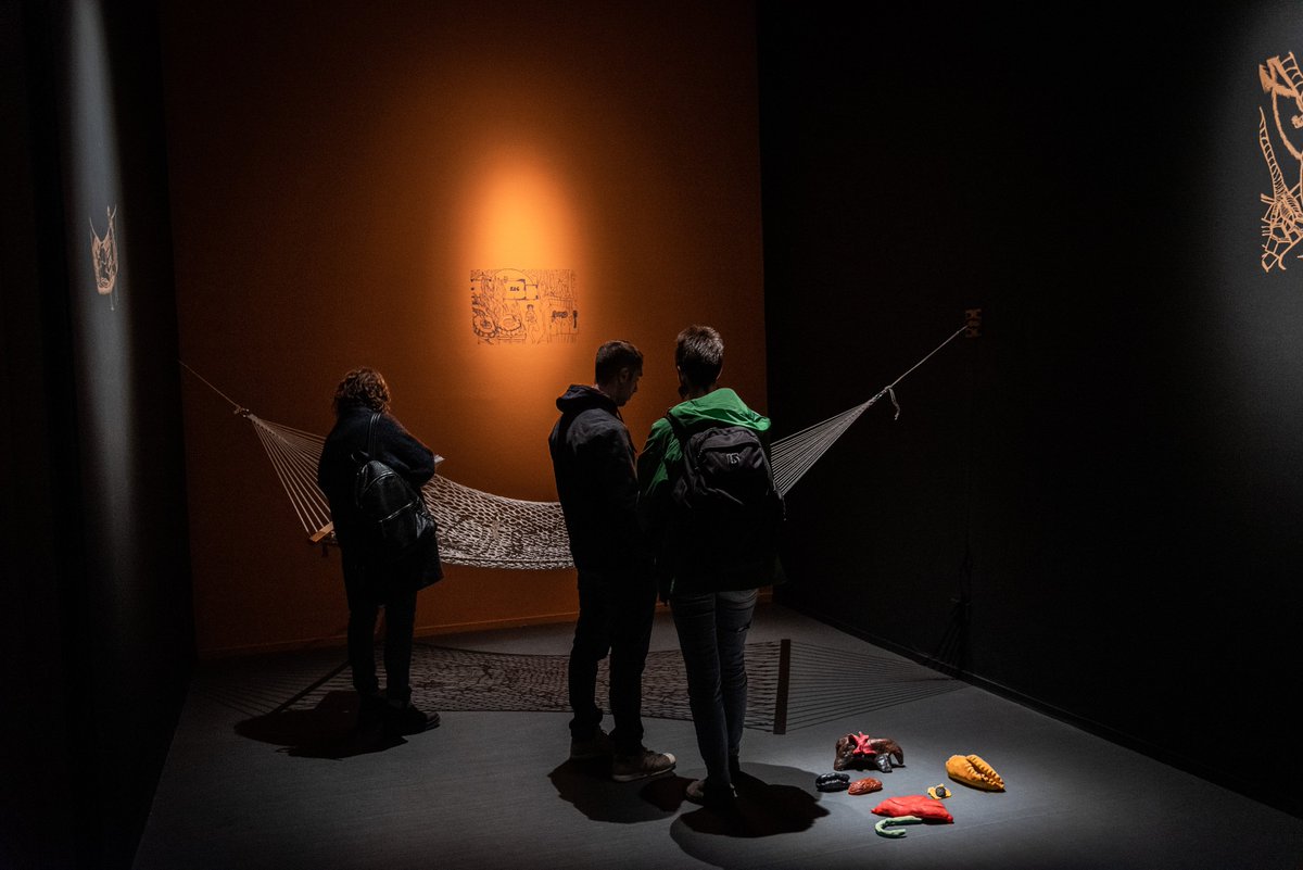 lavirreinaci's tweet photo. Atenció! Canvi d'horari de les visites guiades gratuïtes a les exposicions:
dt, 18.30 h
ds i dg, 12 h
A partir de demà, a 'Organolèptic' de #DuenSacchi i a #SurvivalProgrammes
https://t.co/sDZWh2jaNZ https://t.co/NIaKmVHcke