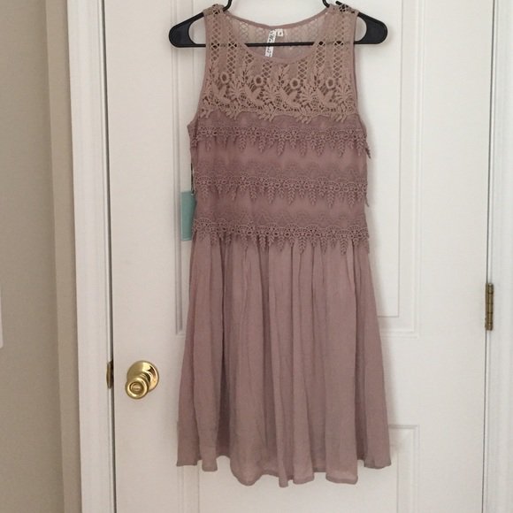 EasyTigerShop's tweet image. So good I had to share! Check out all the items I'm loving on @Poshmarkapp #poshmark #fashion #style #shopmycloset #rockrevival #truereligion: posh.mk/nwWJYiSsXT