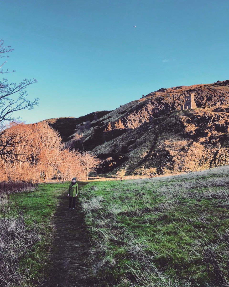 Nicola_Meighan's tweet photo. Huge thanks to wonderful Karine Polwart @IAMKP for walking up Arthur’s Seat with me for a chat about landscape & music for @BBCRadioScot #OutForTheWeekend. You can listen again - & hear @deaconbluemusic & @CHVRCHES tracks from her Scottish Songbook - here: https://t.co/yRkpvBkTAD https://t.co/qMHkbkSlet