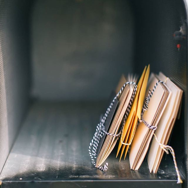 Are handwritten notes still powerful? Do you still write letters? Thank you notes? Notes just because? Or are text messages &amp; emails adequate? 
#letterlove #handwrittennote #thankyounote bit.ly/2GgJlVC