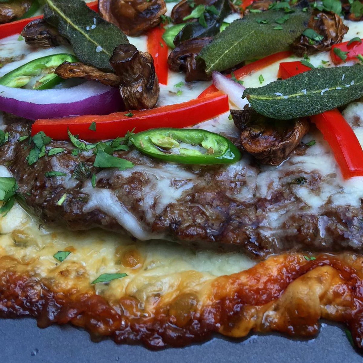 #Meatza for #SuperBowl! Go <a href="/RamsNFL/">Los Angeles Rams</a>! #LArams 💋 instagram.com/p/BtWLSU_nVaX/… #LowCarbPizza #MeatLoversPizza