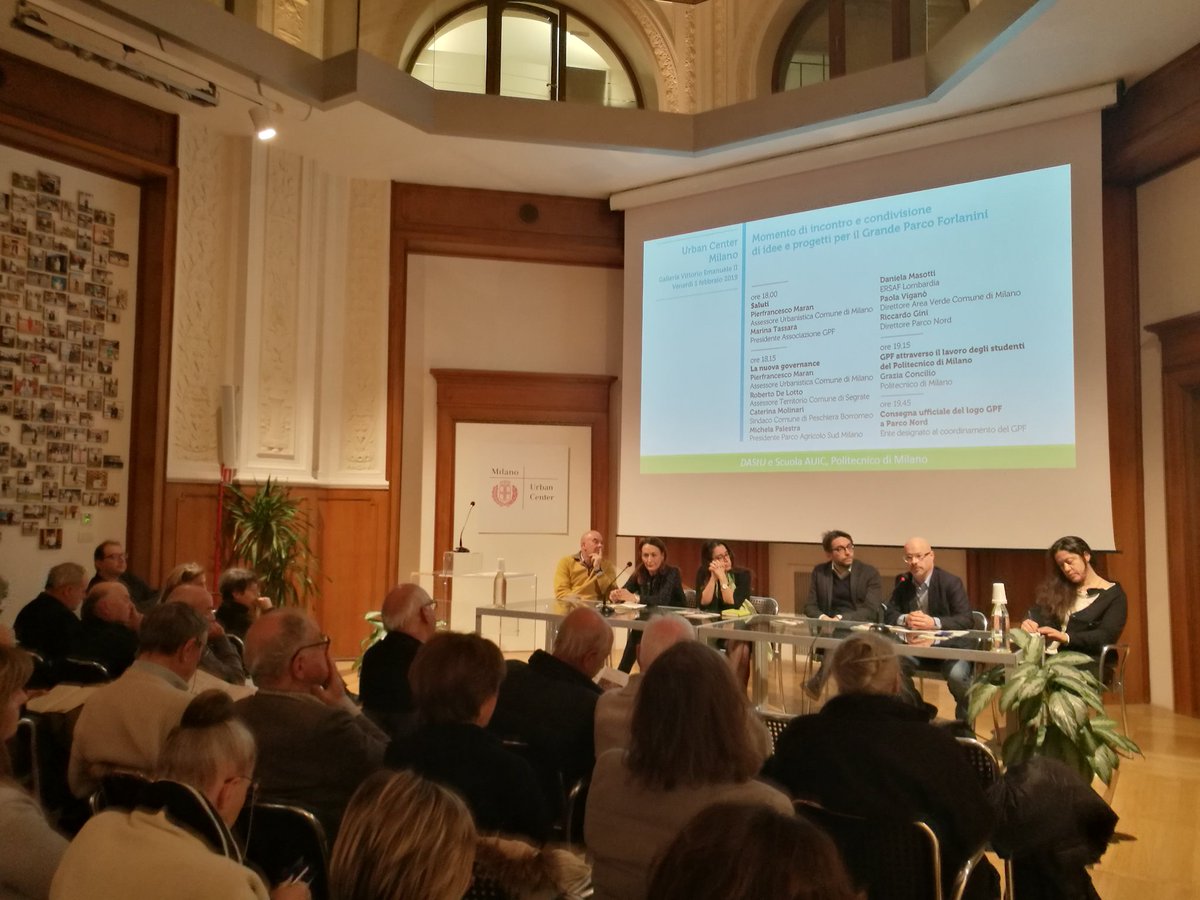 Stasera un passo fondamentale verso il #GrandeParcoForlanini, che tra le molte altre cose vorrà dire in bici in sicurezza da #milano downtown all'Idroscalo. E con #AbbracciaMI collegamento ciclabile a tutti gli altri parchi urbani. Pedalare, di più.