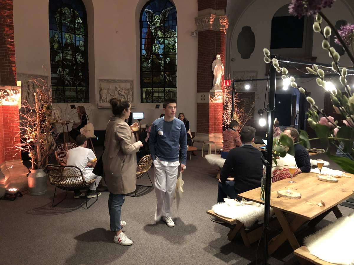 SeanVBrempt's tweet photo. #warmimelda veel #hygge op ons warme jobevent https://t.co/lCC7Pqm4yq